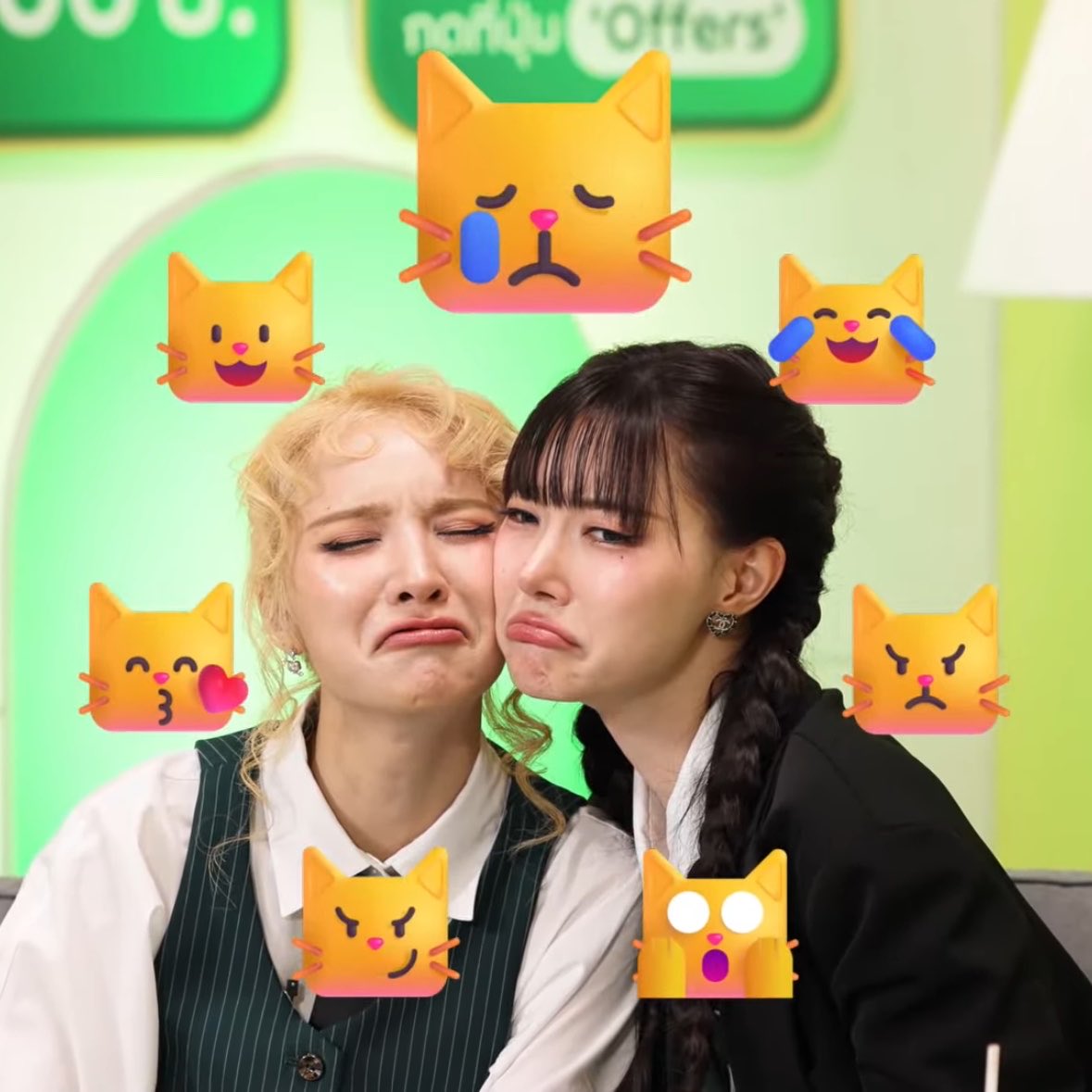 janhaeluvr's tweet photo. EMOJI CHEEK KISS OH MY GOSHHH

GRABFOOD X JanJingjingJewel
#GrabFoodถูกกว่าชัวร์xJanJingjingJewel https://t.co/pqCdlEgooI