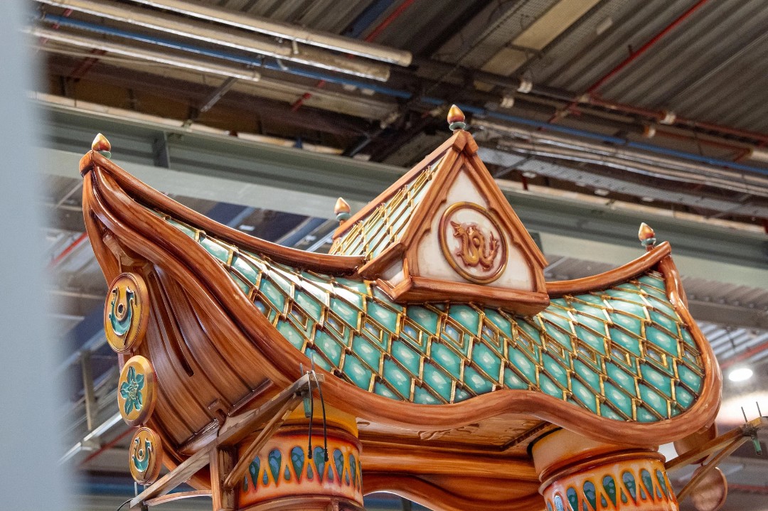 AmelandOff's tweet photo. Premier aperçu des quatre chars de la Cavalcade des Princesses Disney : Vaiana, Raiponce, Tiana et Raya ✨ Dès le 24 juillet à #DisneyAdventureWorld @DisneylandParis https://t.co/nQgNCNBaGl
