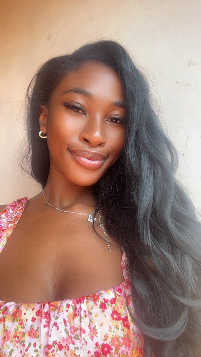 BipolarQueen20's tweet photo. Burnt out but grateful.🥹 https://t.co/bMGR7sMJUm