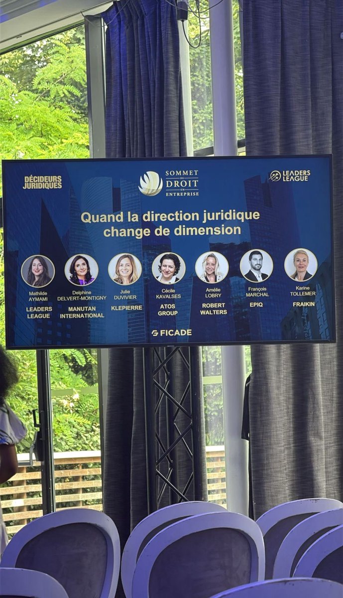 ajeag241's tweet photo. L'AJEAG était représentée par notre président au #SommetDuDroit2026 à Paris.

Cette participation confirme l'engagement de notre association à suivre les grandes évolutions du droit et à renforcer son rayonnement international au service de la communauté juridique gabonaise. 🇬🇦 https://t.co/v9iZ8aAHJU