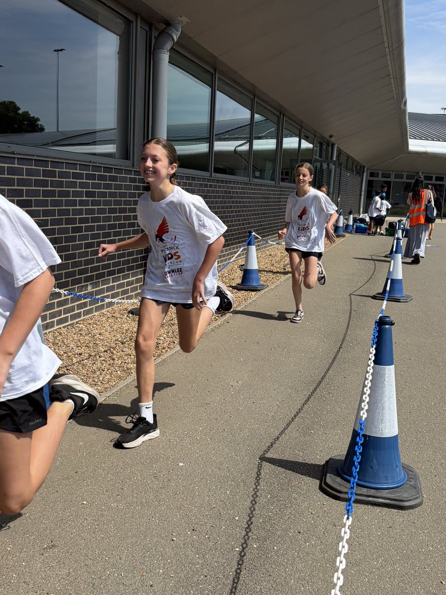 HurstParkSchool's tweet photo. @LEOsports7 https://t.co/FBnj2KmzXt
