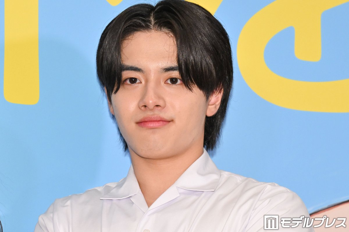 modelpress's tweet photo. ISSEI、“モテない男子高校生”役に苦戦❓
ユーモア溢れる返しで笑い誘う
https://t.co/9dGw5g5noM

ISSEIは、自身が演じる西浦航一郎について「普段の僕の性格と真逆なキャラクター」とし「G2さんと読み合わせをしたら『その感じだとモテそうだからちょっとやめようか』って言われて（西浦は）モテない高校生でもあるので」と口に。共演者から「普段はモテるからね」と振られると「あ、普段はモテるので」と返し、会場の笑いを誘っていた。

「成瀬は天下を取りにいく」
囲み取材・公開ゲネプロ🎊