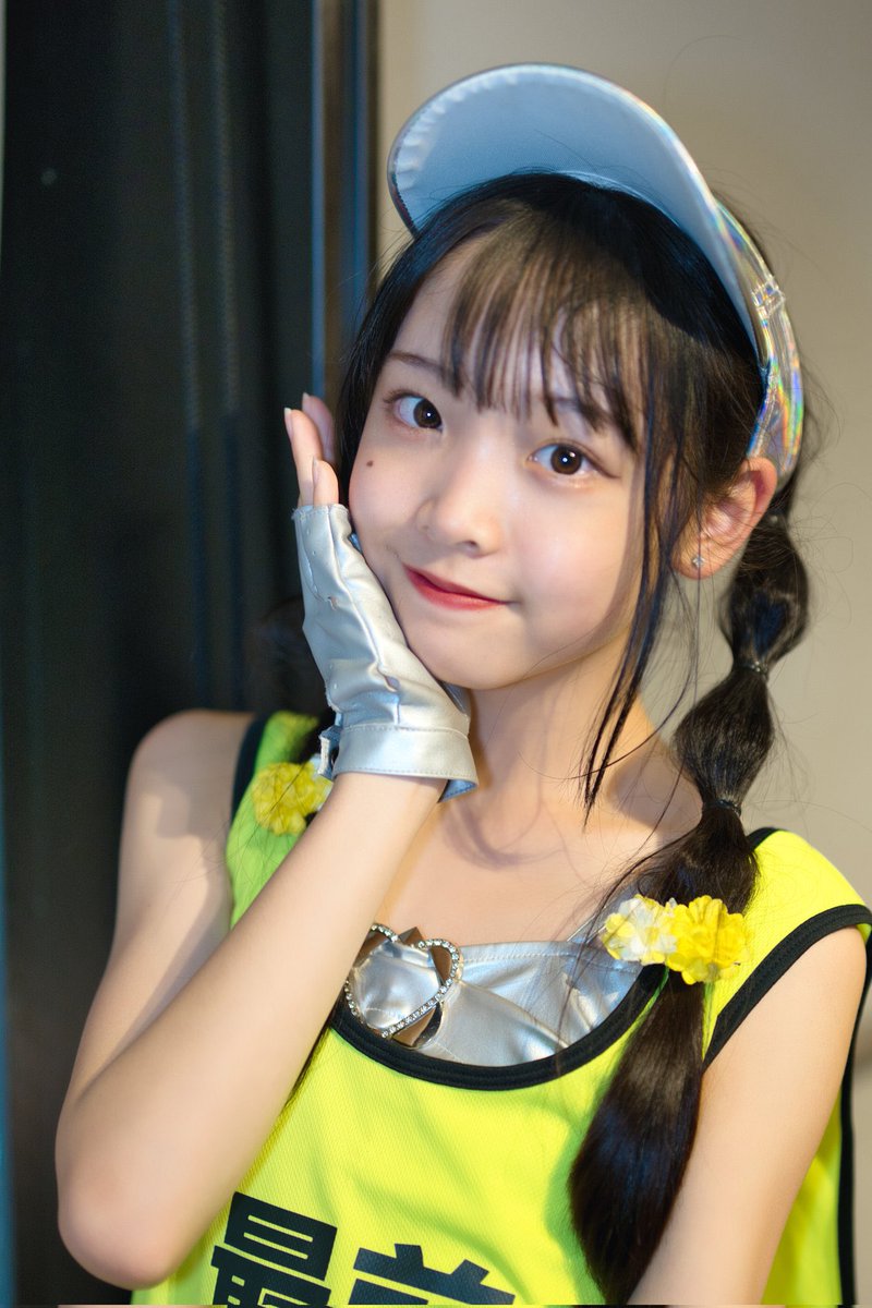 para__info's tweet photo. 💖7/4(土)は昼夜2現場！パラパレDAY💖

なんと今回は…

🎁昼・夜どちらのライブにも来てくれた方限定🎁
推しメンバー生写真をプレゼント✨

さらに…

🌙夜公演は合言葉で入場すると
📸推しメンバーとの写メ1枚プレゼント📸

昼は野外フェス、夜はポニーキャニオン・ジ・ズー主催の https://t.co/ry6e7soYUn