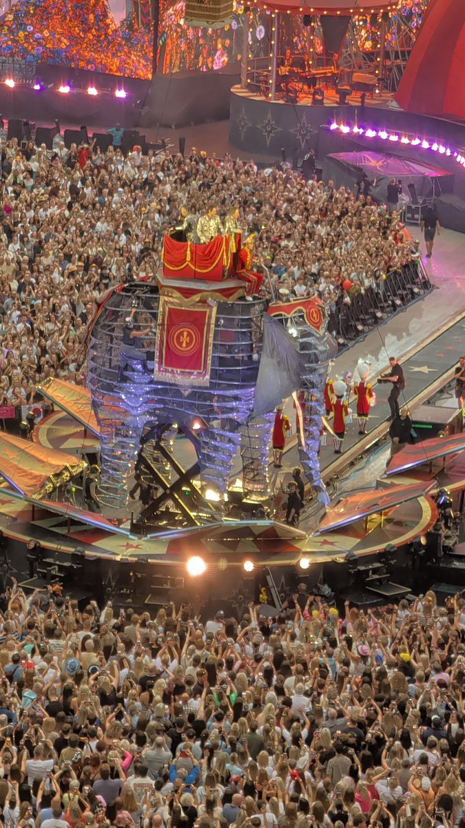 markwallace50's tweet photo. @Grampa1950 Take That at the Etihad stadium Manchester https://t.co/z2ievu0nQO