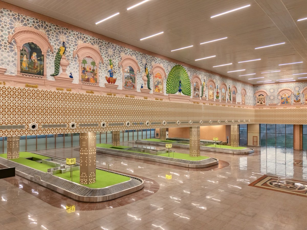 AviralVarshney3's tweet photo. The New Terminal Building of Jodhpur Airport will be inaugurated. Jodhpur has a very important place as far as tourism in India is concerned. 
This is so beautiful &amp; awesome 😍❤️ https://t.co/roGwcTQHix