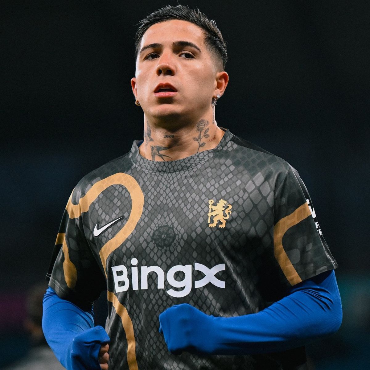 theMadridZone's tweet photo. 🚨 BREAKING: Real Madrid have decided to build their midfield around JUDE BELLINGHAM &amp; FEDE VALVERDE.

The club has RULED OUT Enzo Fernandez because they believe he is INCOMPATIBLE with Jude &amp; Fede in the same midfield. @Ramon_AlvarezMM https://t.co/1VErGaWKKe