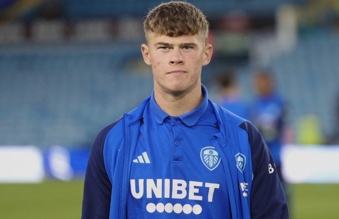 Leeds_Centre's tweet photo. 🚨⚪️ Should Rennes pay an initial £21.4m for Charlie Cresswell, Toulouse would bank a profit of £17.6m on their £3.8m spend back in 2023. 

And with 15 per cent of that due to be sent to Elland Road, #LUFC could be in line to receive around £2.64m. 🏆

@LeedsUnitedYEP ✅ https://t.co/x83LoeOPYp