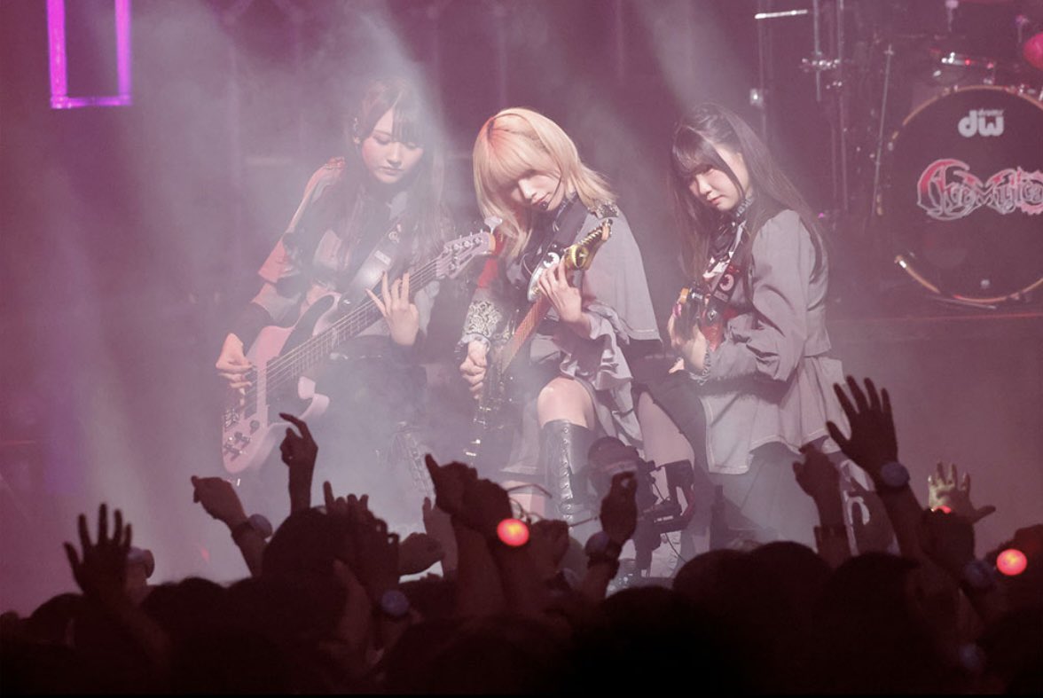 rhythmsonyeo's tweet photo. 무지카 사랑해 https://t.co/LRFInRypUx