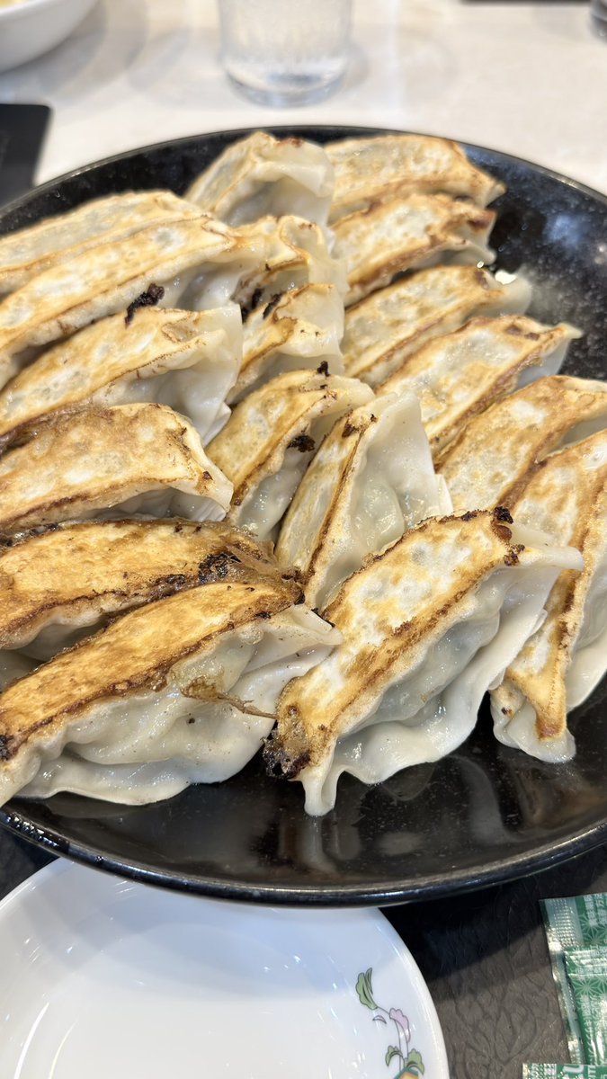 今日から始まった餃子の王将さんの夏餃子。見た目はノーマルと変わり