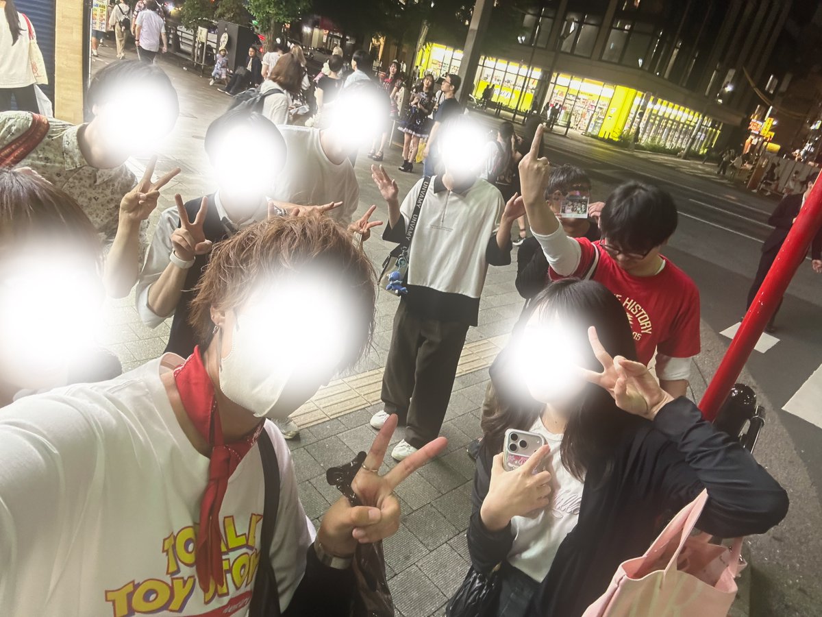 yuiri06154's tweet photo. 公演終わりあいりすお見送り会してきた
#あい活 https://t.co/wEmXpODG4G