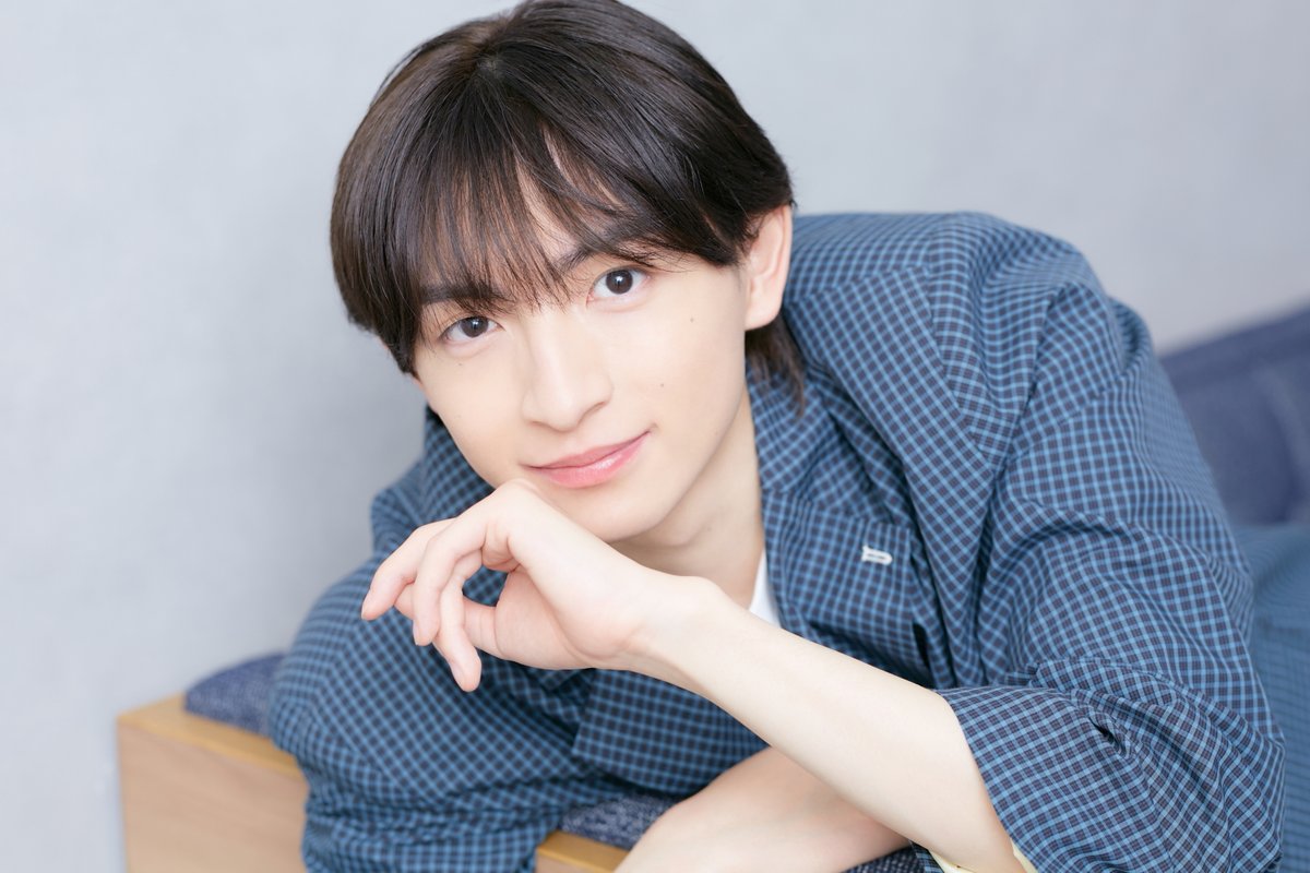 crank_in_net's tweet photo. #川﨑皇輝、『#AmberS』で学んだ座長の姿を糧にパワーアップした『#町田くんの世界』に意欲

🌟川﨑皇輝が2年ぶりに『町田くんの世界』に帰還！
🌟『AmberS』での #なにわ男子 #大橋和也、#timelesz #寺西拓人 との共演が大きな学びに！
🌟再演に感じる喜びと不安とは？

https://t.co/e2RczmBpah https://t.co/EPzNPTLxVC