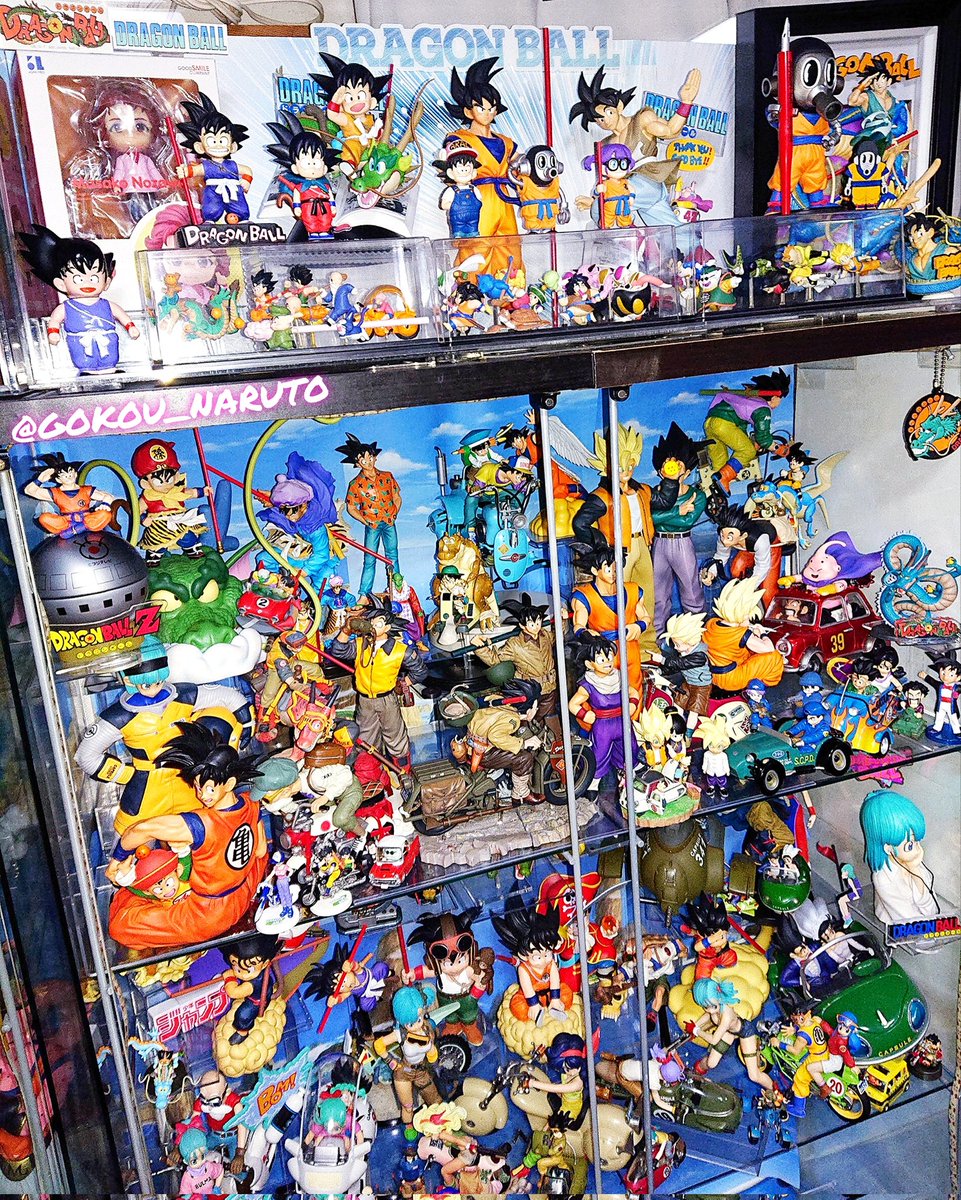 GOKOU_NARUTO's tweet photo. ドラゴンボール 一番くじ 造形天下一武道会 デスクトップリアルマッコイ等の扉絵バイク車体マシン恐竜 神龍 私服など心温まるフィギュアのみ集約したエリア【鳥山明の世界】(現状)

時系列順に下段はブルマ中心に少年編、上段は孫悟空 孫悟飯メインに青年編、一番下にNARUTO扉絵72seriesも繋げておこう https://t.co/AENEsxYfXf
