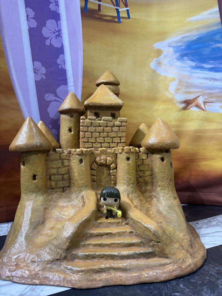 FunkoJets's tweet photo. Jimmy is truly the king of the castle. Happy #FridayJimmy everyone. Hope everyone has a great holiday weekend.
@TheeUncleJerry @OriginalFunko @the_ghost_CM83 @JasonYasonPBPN @JoelAriasIII https://t.co/B2ytfWllkJ