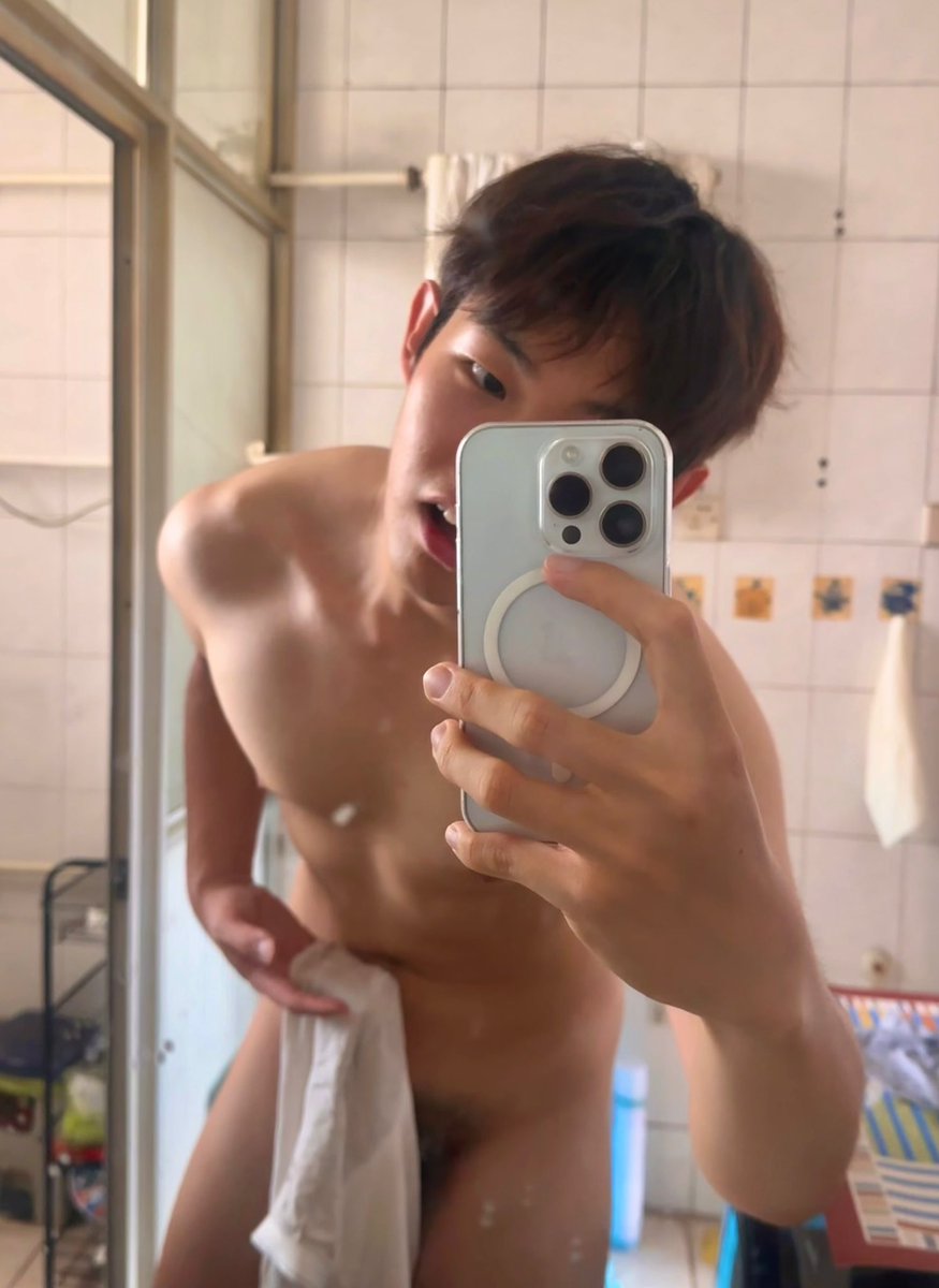 Sundaywweek's tweet photo. Don't be in a hurry to 🛁
Let's get dirty first! 🔥🥴🥰
（Reupload～） https://t.co/rF1FLQKjsw