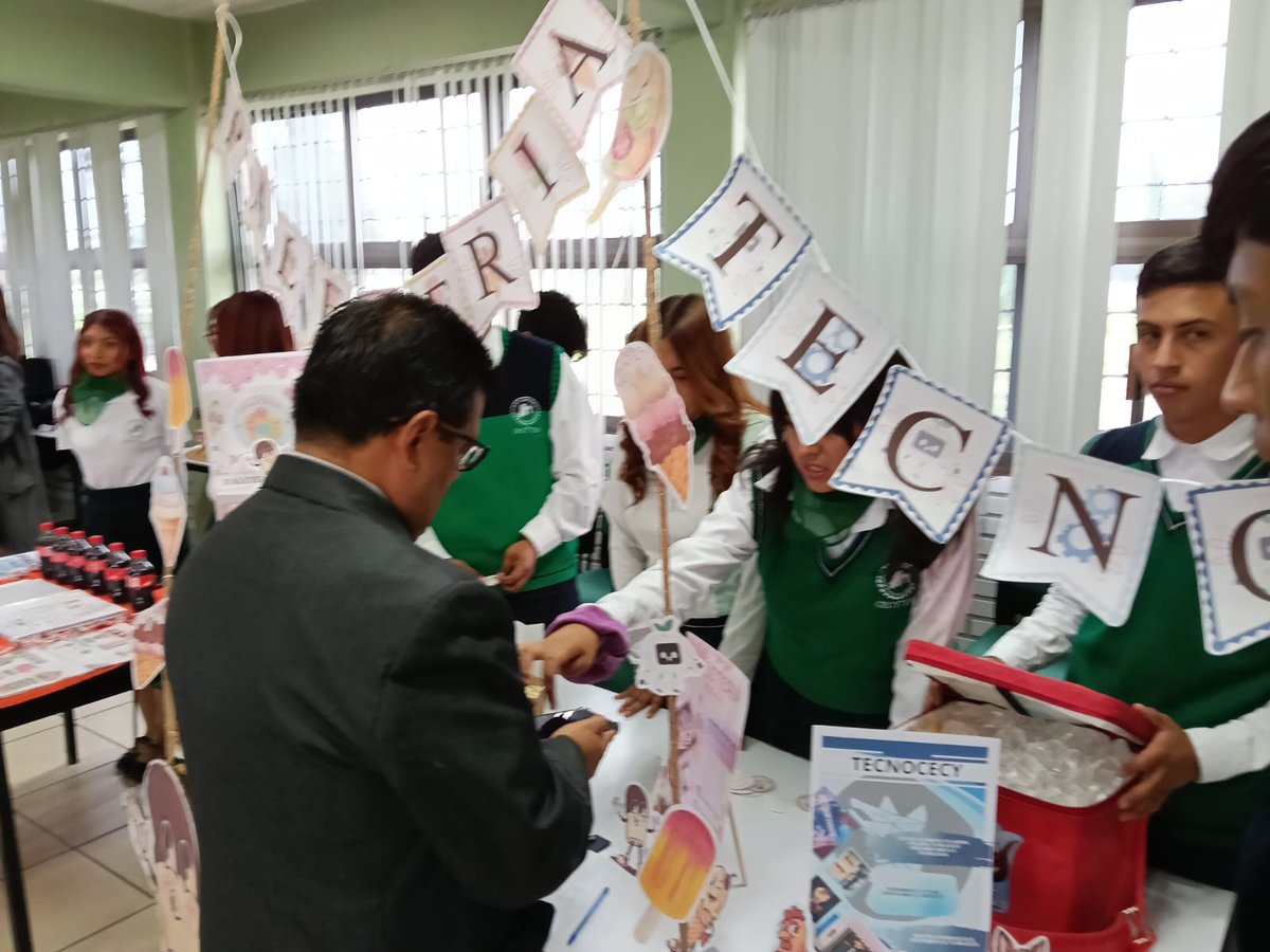 CECyTEM_NezaII's tweet photo. CREACIÓN DE APLICACIONES MÓVILES PARA NEGOCIOS LOCALES DE COMIDA 

Nuestros estudiantes demostraron su TALENTO desarrollando APLICACIONES MÓVILES para negocios locales de COMIDA.

#DesarrolloDeApps
#InnovaciónTecnológica
#TransformaciónDigital
#NegociosLocales
#Programación https://t.co/pzaI4cwjFh