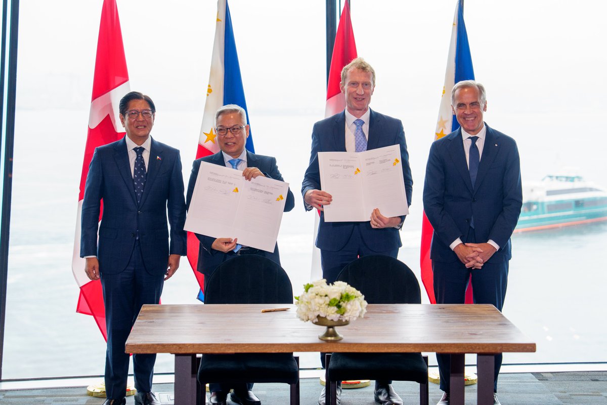 CdnHeritage's tweet photo. Canada and the Philippines signed a Memorandum of Understanding on Cultural Cooperation, which will strengthen collaboration and cultural ties between the two countries. https://t.co/PC0sz8GpDq