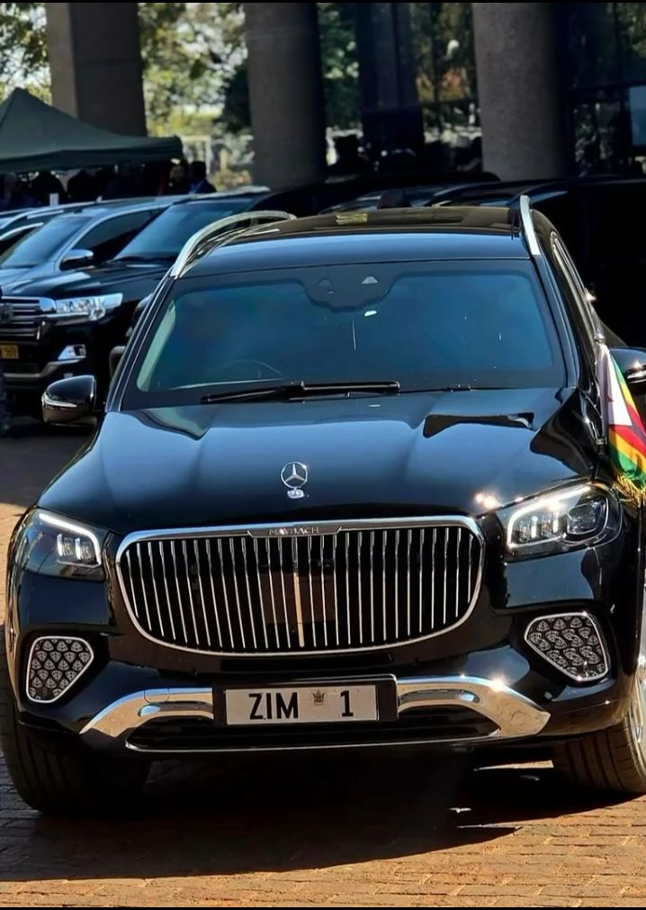 VENDORSFORED's tweet photo. Famba.........🇿🇼✊ https://t.co/qyqkQBRkFS