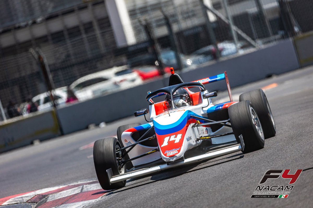 autodromohr's tweet photo. Santinel Racing de F4 NACAM

7 - Marco Alquicira
14 - Agustin Herrera
15 - Jose Carlos Lezama 

#bydmexicoracingcup #f4acam #ahr https://t.co/pNFulheKdu