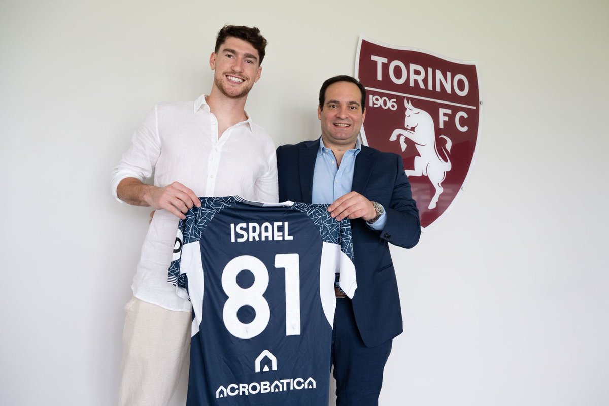 SebasGiovanelli's tweet photo. “Franco Israel se va a operar por un problema en los hombros y no va a jugar, por lo menos, en todo el semestre. @Nacional nos contactó por él pero quedó descartado por este problema físico”

🗣️ Martín Rodríguez en @MananaDelFutbol 

📱091 812 810
📻 810AM • 92.5FM 
▶️ https://t.co/kOazOcrmOu