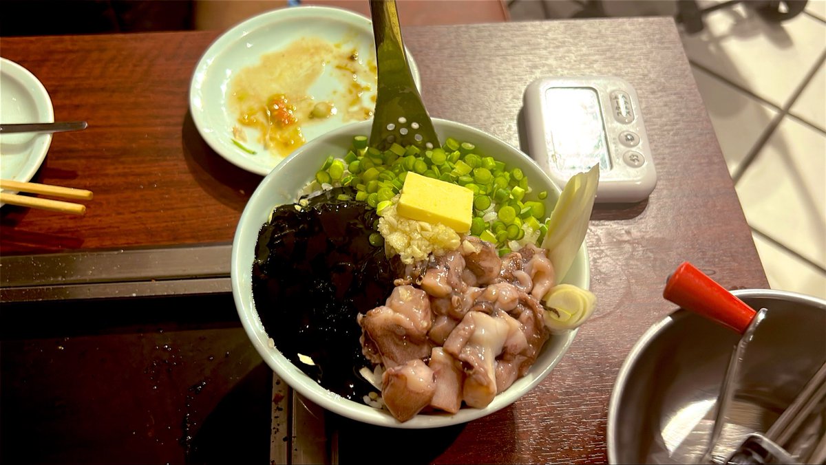 urunoa_'s tweet photo. 旦那さんとお友達ともんじゃもしたけど、食べるの夢中でイカ墨しか撮ってなかった https://t.co/j70zWXDnrh