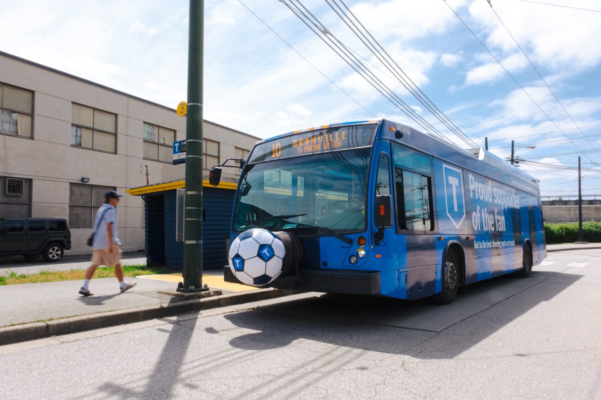 TransLink's tweet photo. Good morning and happy Friday, Metro Vancouver! Whether you're commuting to work or starting your weekend early, the bus, SkyTrain, and SeaBus are ready when you are! Just hop on board, tap your card and enjoy the ride. Here is to a smooth day ahead! ^tm https://t.co/MY2GHXsjha