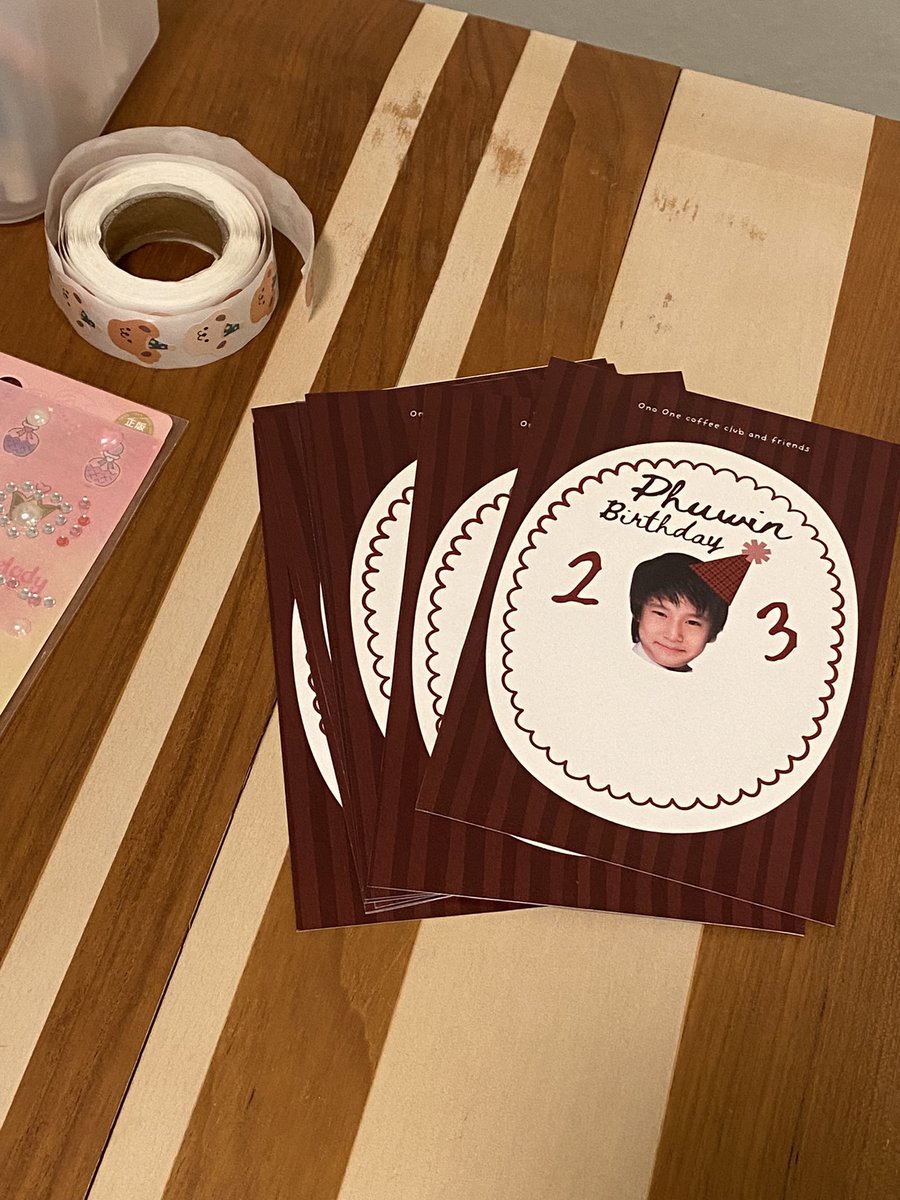 ppsunflower_k's tweet photo. Phuwin’s Day Cafe 💙

🗓️DATE : 4 - 5 July (9am-6pm)
📍One One coffee club and friends
BTS วงเวียนใหญ่ทางออก 2

⭐️ใครมาวันที่ 5 ช่วงเย็น ขอโปสเตอร์ที่แปะในร้านกลับได้นะคะ

#phuwintang https://t.co/WEUbAdtzxK