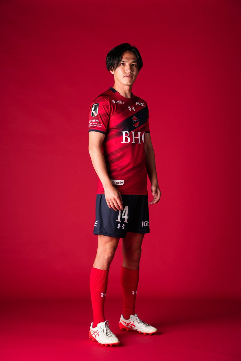 daikin_man8's tweet photo. 全員で掴み取ろう🏆🔥
26/27シーズンもよろしくお願いします！！
#いわきfc
#14番も買ってね
#中野王子人気がすごいので https://t.co/BUDR4eg2OT