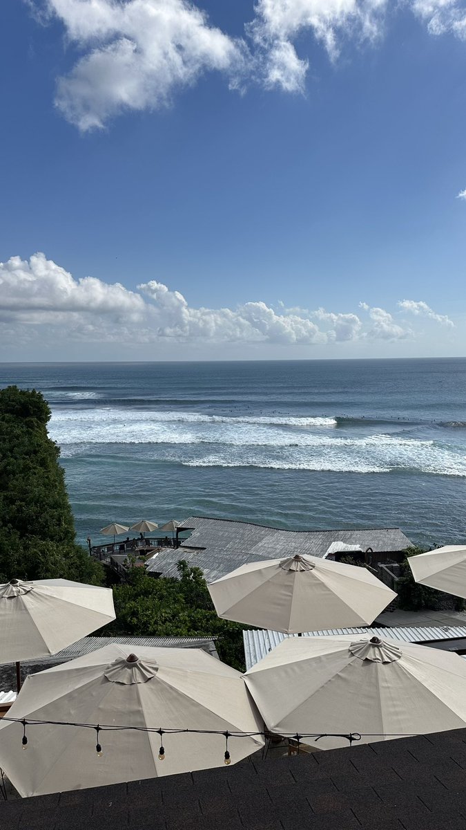 uu11d's tweet photo. Bali https://t.co/WYg85qcRrz