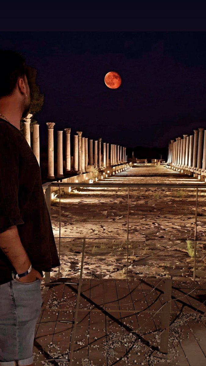 nustundag's tweet photo. 🌕🏛🌕⏳️ https://t.co/oLbgaW1wKe