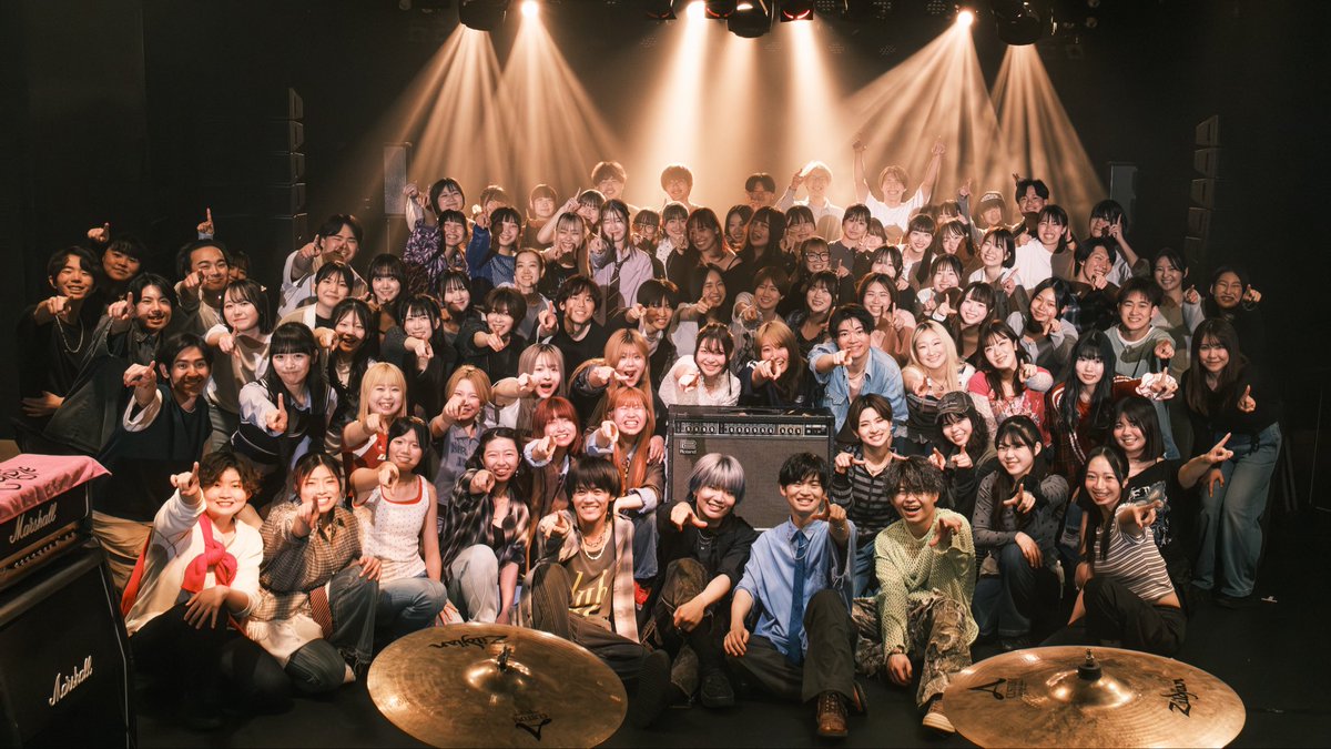 ryuuuuusee_pb's tweet photo. いきぬく、最高に楽しい撮影でした。
ご協力いただいた皆様、ありがとうございました！！

この曲は俺らにとって勝負の1曲でもあるので。最高の最強に仕上げてきました！

あなたにも届いたらいいな‼️

MVリンク⤵︎ ︎
https://t.co/16COJJPMFc

#PURPLEBUBBLE https://t.co/TqIL97ISY2
