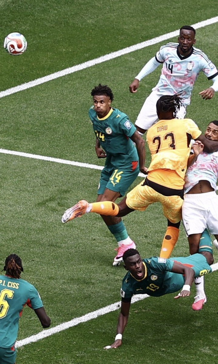 CheikhPogba's tweet photo. Qui peut m’expliquer ? #senegal https://t.co/rl9xU6qI6W