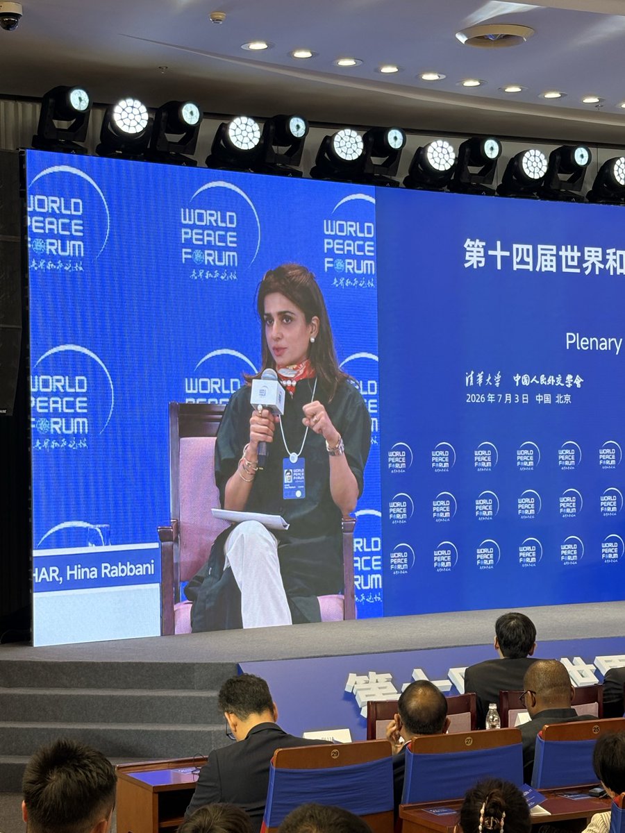 Li Jingjing 李菁菁 tweet media