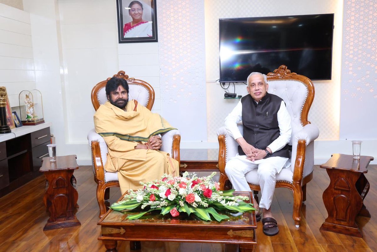 PawanKalyan's tweet photo. Had a warm and productive meeting with the Hon’ble Governor of Andhra Pradesh, Shri Abdul Nazeer Garu, today.

It was a pleasure interacting with him and exchanging thoughts on various matters. Grateful for his valuable guidance and gracious hospitality.

@governorap https://t.co/LdsPIc5ZZe