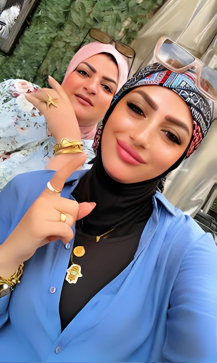 dinasamy91's tweet photo. هتفضلي يا امي صحبتي رقم واحد واغلي ما في حياتي ربنا يخليكي ليا يارب ♥️😍 https://t.co/hgsXwIYFUo