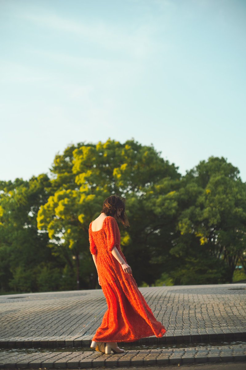 92Boll's tweet photo. 夕記

フィルム展に見に来てくれて久しぶりにお会いしたyu-ki @yuiki_yy さん。
髪が伸びてて別人だと思ってた。

もう3年前に撮影したっきり。
でも覚えてくれてたyu-kiさんにリスペクトの気持ち。
ありがとう。

#ポートレート 
#オールドレンズ https://t.co/ajH6FgFBM6