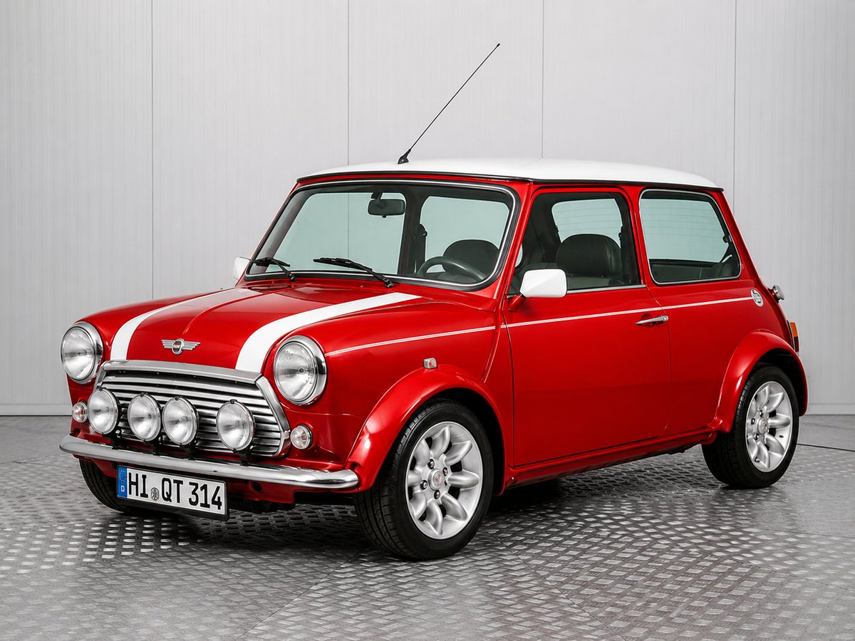 DerReineThor's tweet photo. 1995. Or thenabouts 
 
Wünschkennzeichnen abgelehnt.  
  
German authorities denied me this cute numberplate for my Mini.   
This is what they took from me! https://t.co/PdF758tSsA