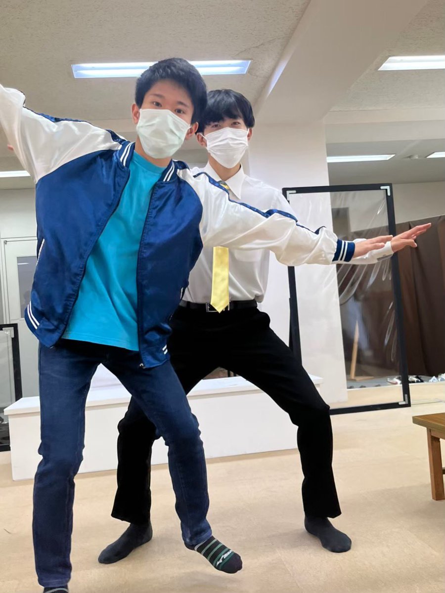 39Kakerun's tweet photo. 怒られたら消す。笑笑

懐かしいの引っ張ってきたよ
多分どっちも公開してるやつだけど
4年前だってさ。

家族ゲームで会ったのが最初だから
そこから考えると
13年も付き合いあるんだね😂

おめでとうボーイ🎂
これからも頑張って下さい！社長！笑 https://t.co/TqtE7DlBFf