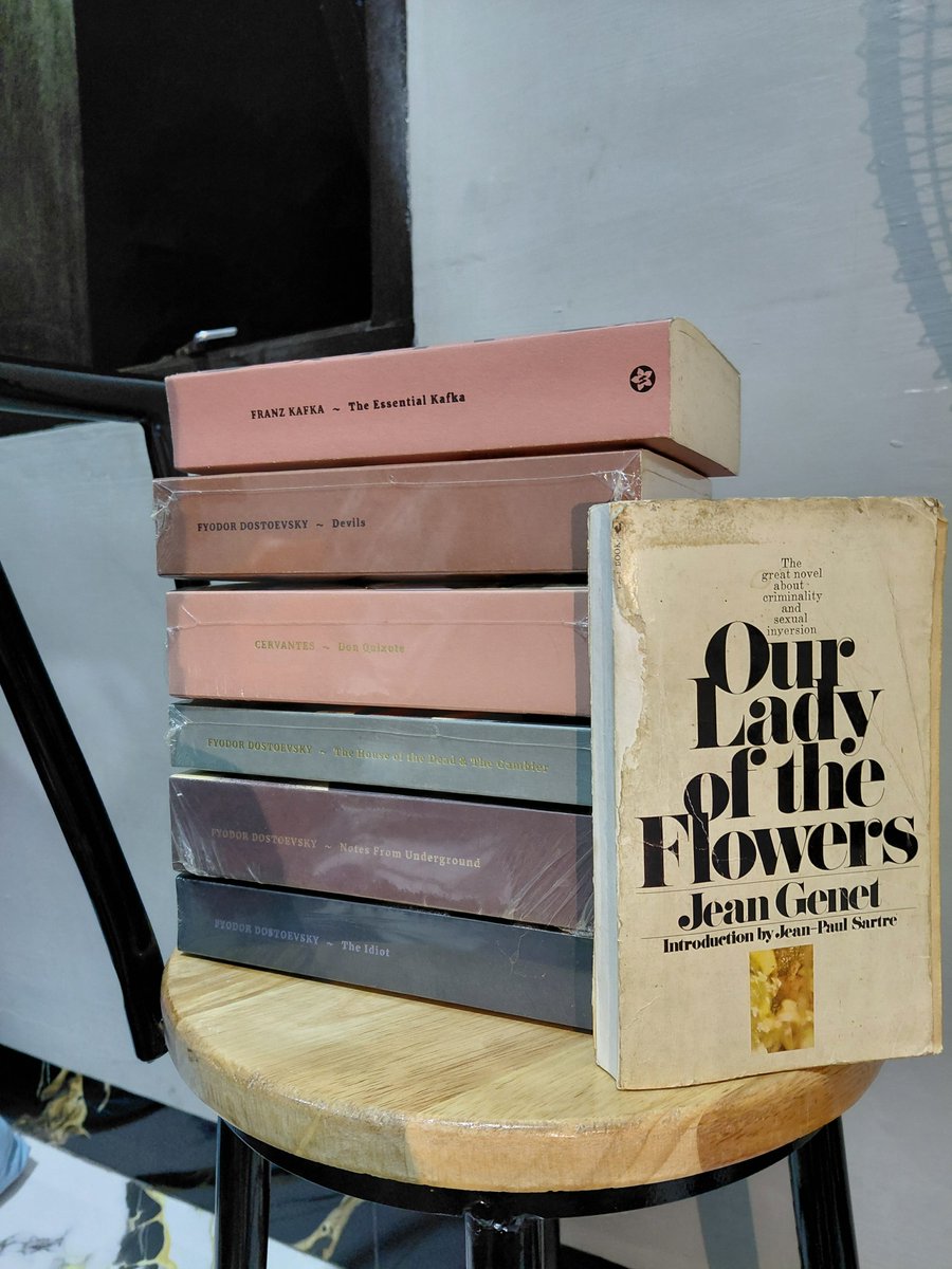 KawananPenembak's tweet photo. Wts buku novel indo, klasik, english.
Pengiriman dari kota Medan, bisa via shopee atau manual. Special price kalo ambil banyak https://t.co/upQqlrgAFo