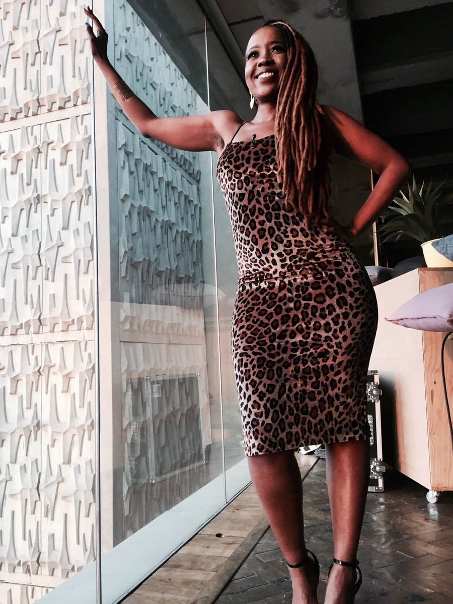 ntsikimazwai's tweet photo. Just for control…… https://t.co/KbFOrgrICW
