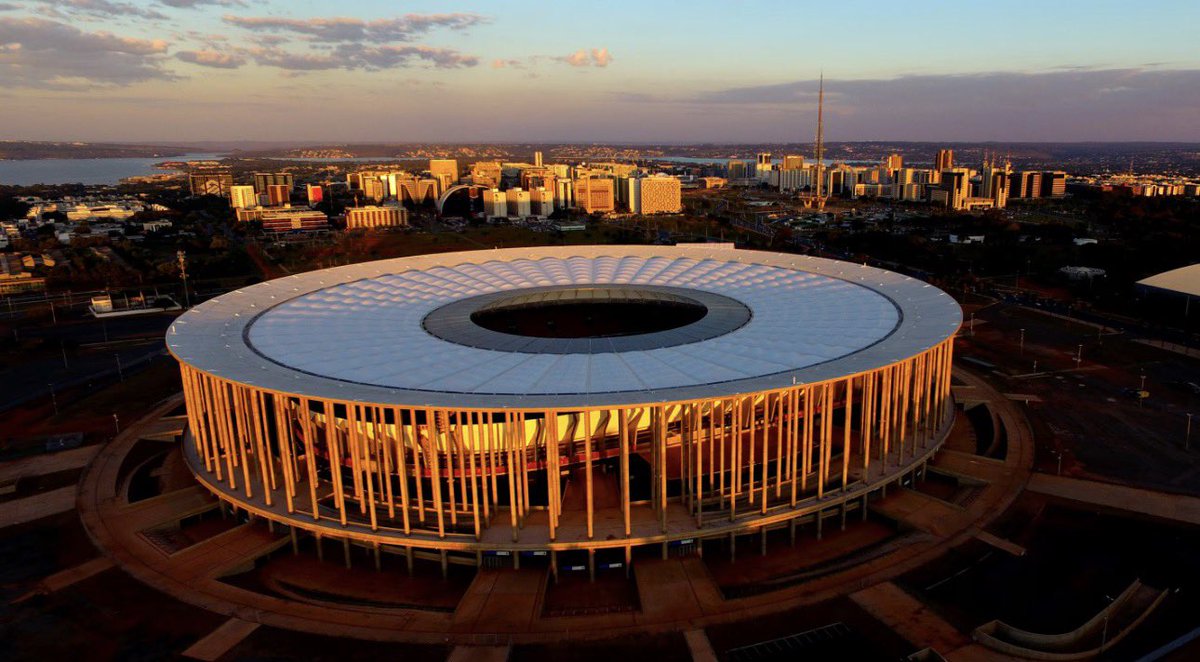 monicaalvesfs's tweet photo. Alô, Distrito Federal! 

O Flamengo enfrentará o Olimpia, do Paraguai, no dia 17 de julho, às 20h, no Estádio Mané Garrincha, em Brasília.

A partida faz parte da programação da intertemporada rubro-negra e será o último compromisso da equipe antes da retomada das competições oficiais do segundo semestre da temporada. @ColunadoFla