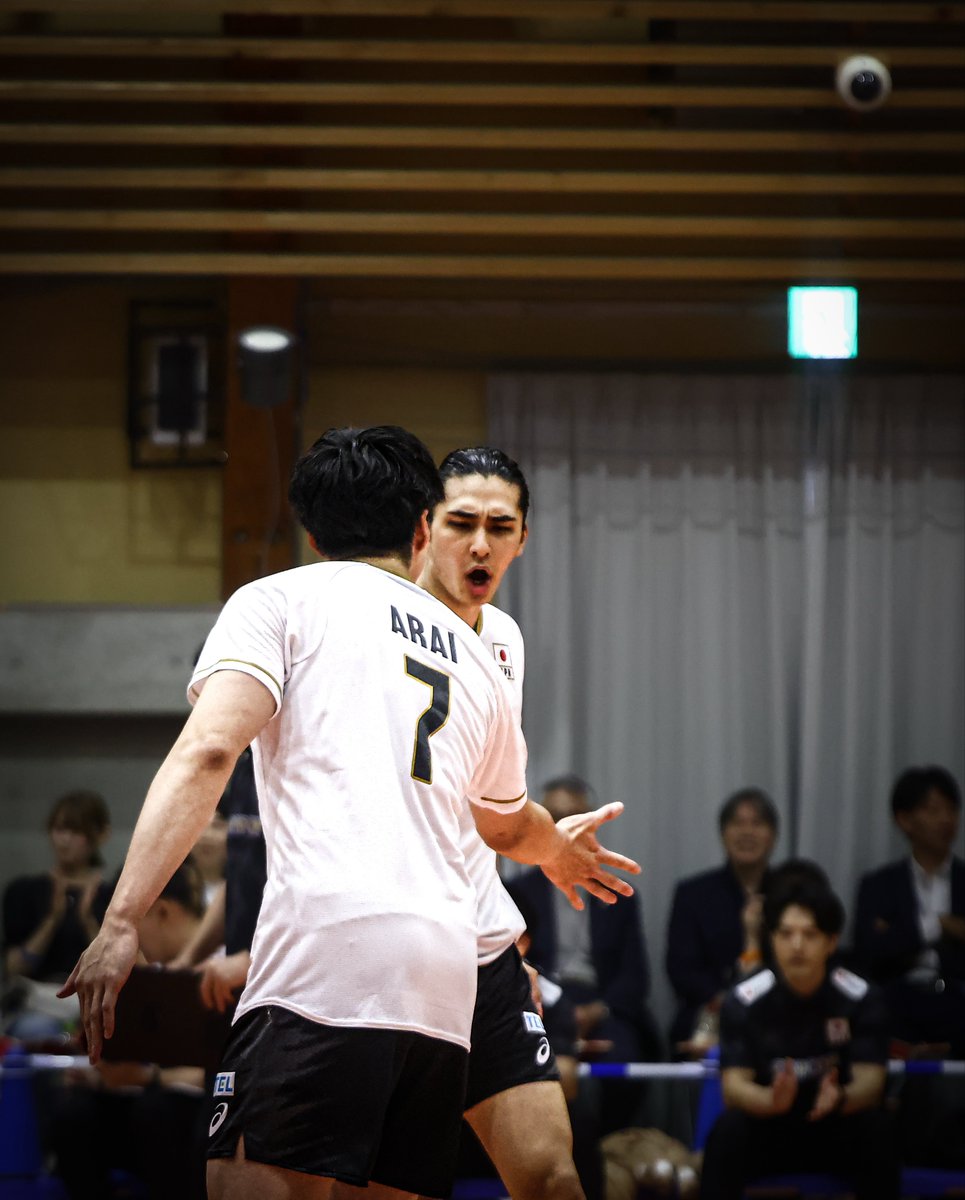 motsusaaan's tweet photo. 慶帆君ヤバかった
パリでこんなにも成長したのかと驚いた
高さも威力もスピードも
後は何と言っても円陣ね
チームをギュッと1つにしてた
#髙橋慶帆
#親善試合日本B対キューバ岩手オガールアリーナday1 https://t.co/7fkwCLDUXW