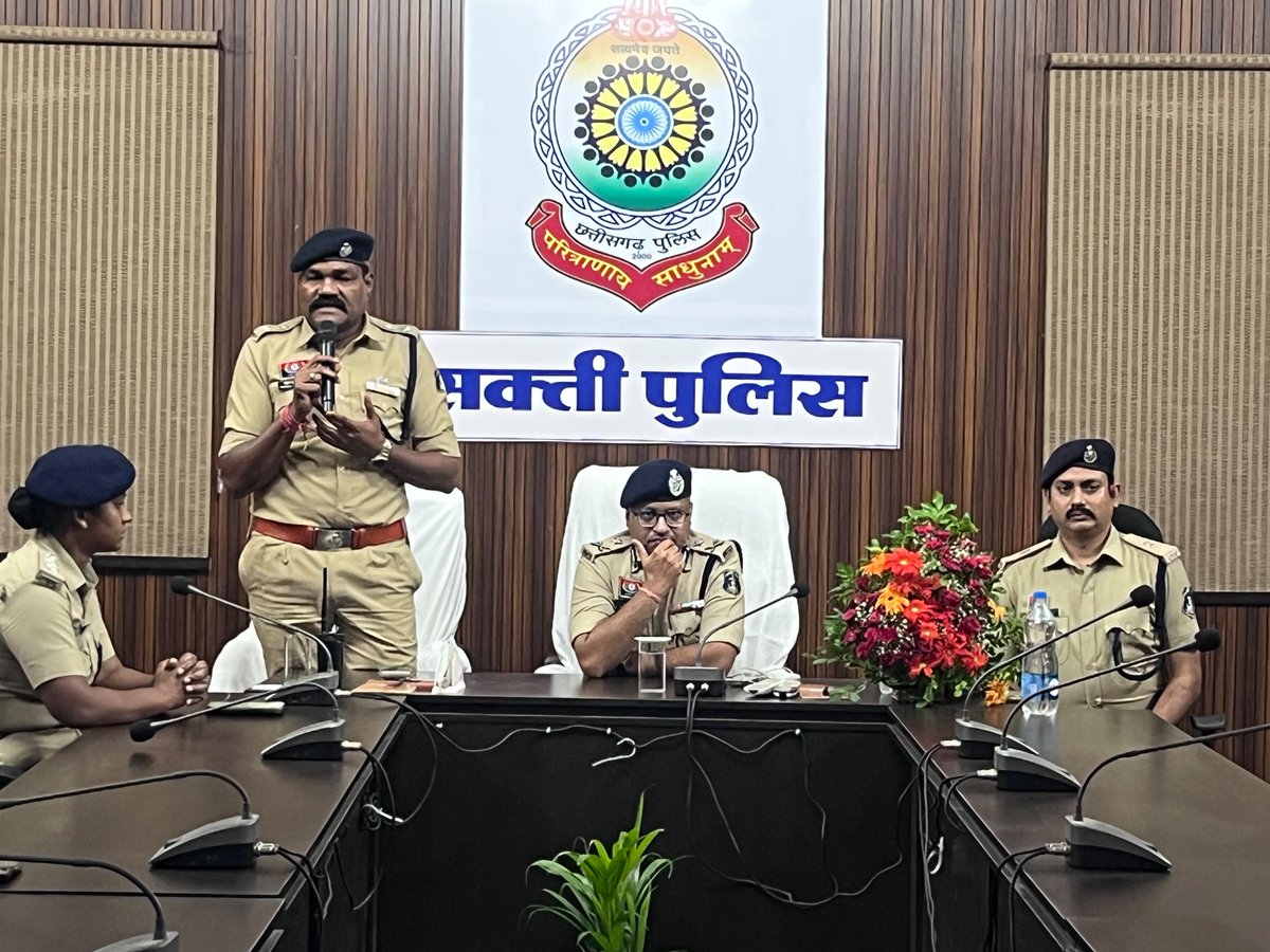 Saktipolice's tweet photo. https://t.co/LfL9jZgFvN