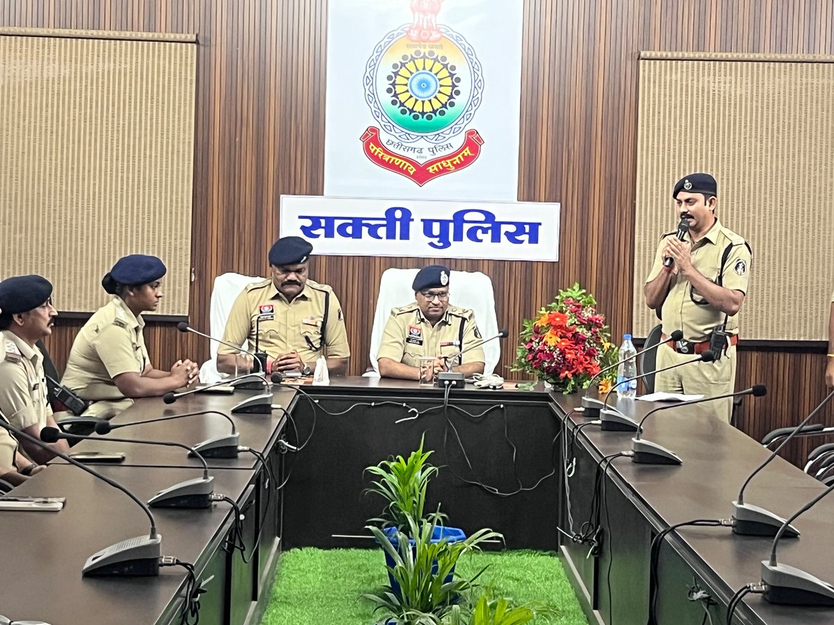 Saktipolice's tweet photo. https://t.co/LfL9jZgFvN
