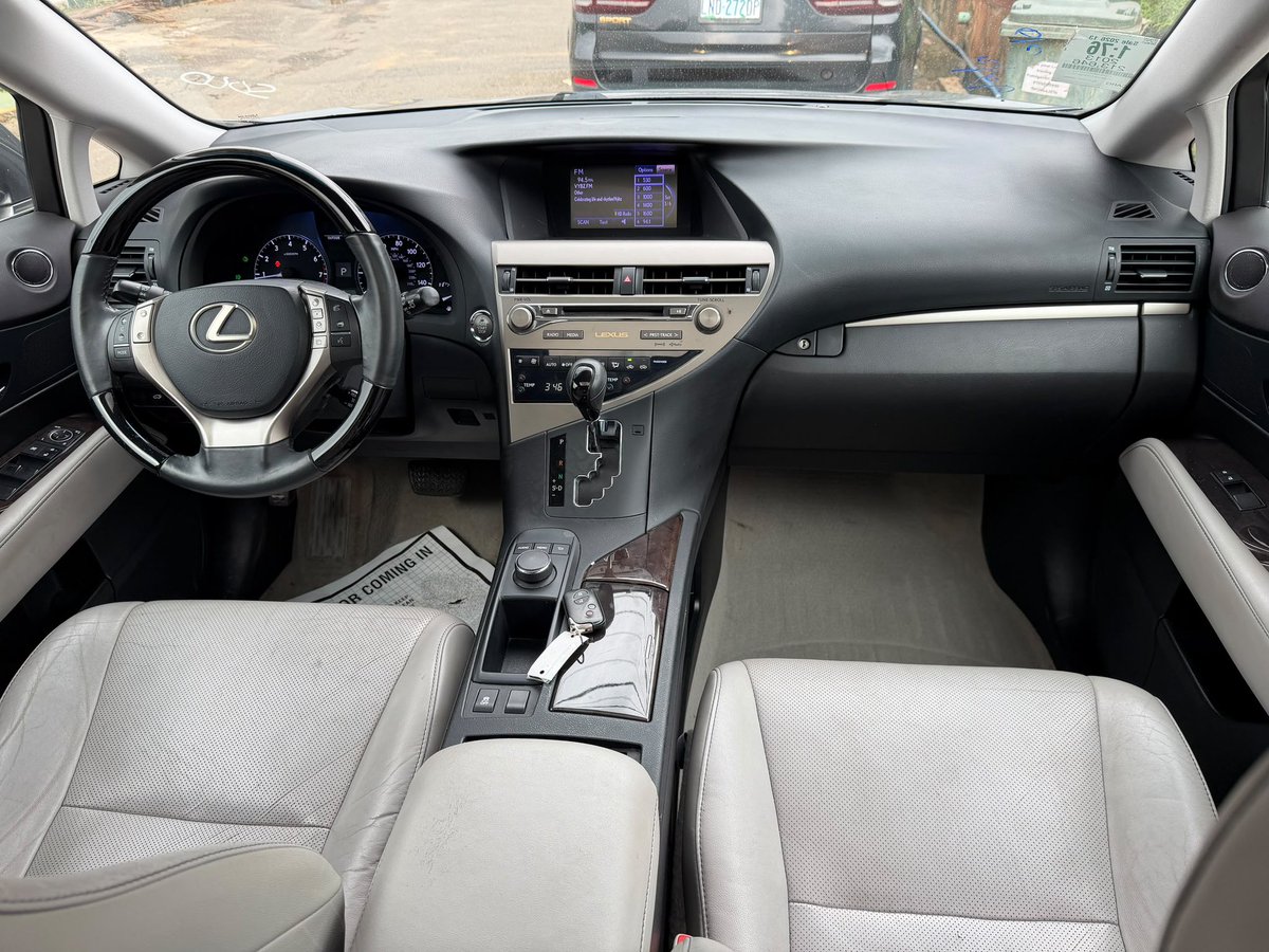BuyLagosLtd's tweet photo. Toks 2013 Lexus RX350
Asking Price is 25m (Slightly Negotiable)
Location: Ikeja

If interested, DM or Call/Whatsapp; 08188111105 for Inspection.
#BuyLagosLtd #BuyLagosLtdAutomobile  #CarForSale #LexusRX350 https://t.co/mUlgE9lwWL