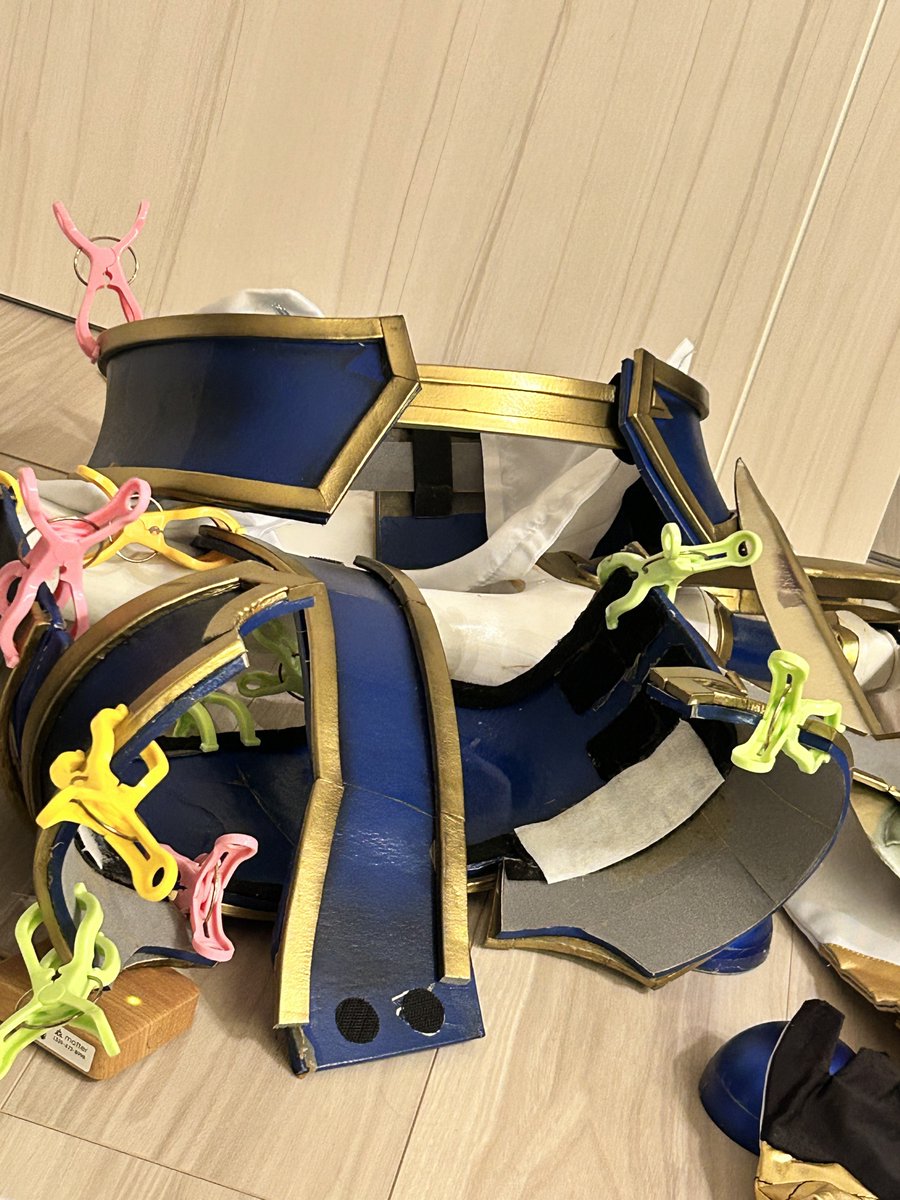 iruka_inzm's tweet photo. 重い腰をあげてついに修復作業してる……！！
ソルス、何年ぶりだろうか🤔💦 https://t.co/tqVakAt39f