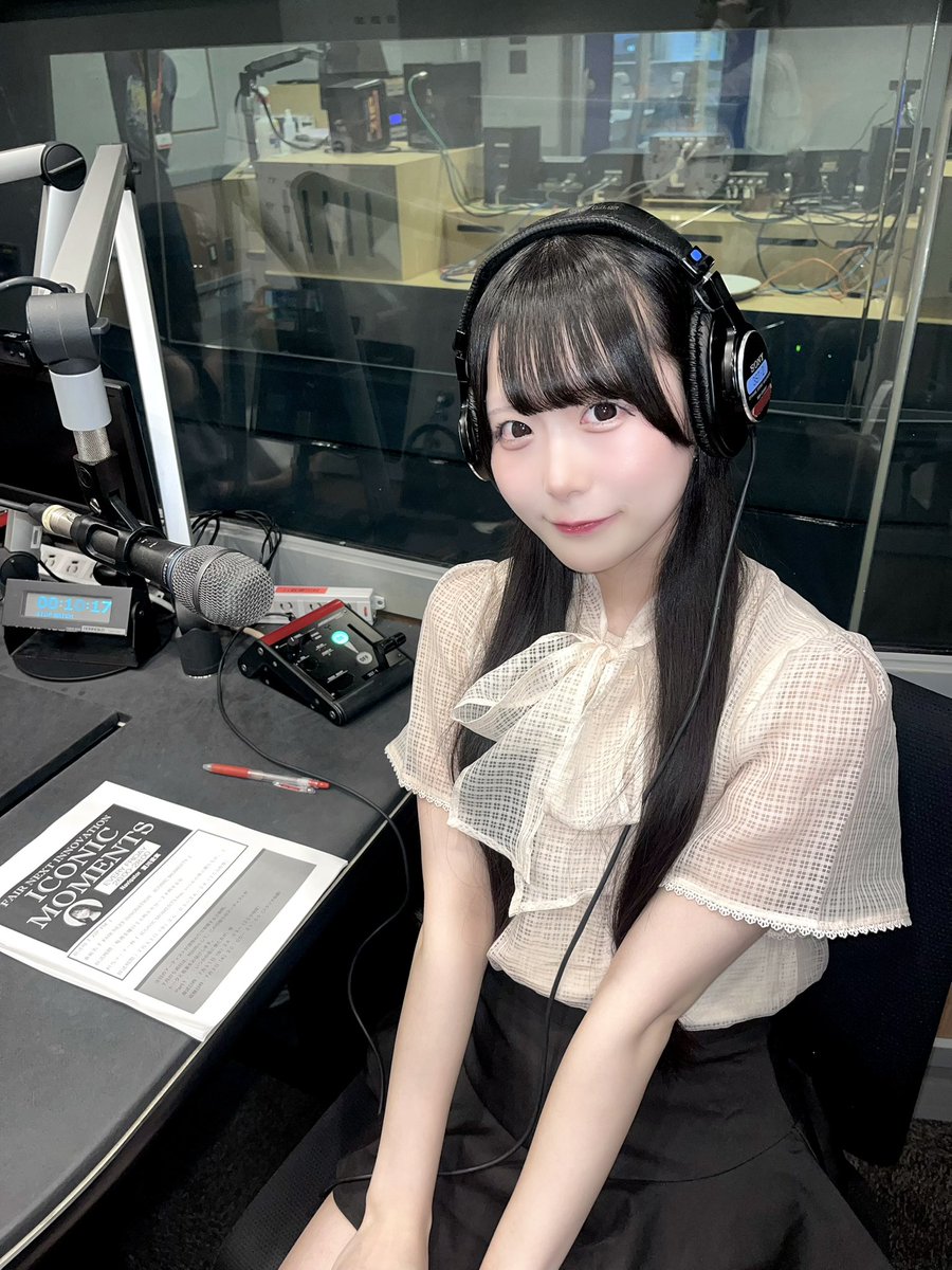 sakumaru_chan_'s tweet photo. 名古屋ZIP-FMさんでラジオ収録してきたよ♡˖꙳⋆
いつ夜㌠は7/31(金) 26:00分頃『ICONIC MOMENTS』に登場するよ🎶
おたのしみにっ♡
#zipfm https://t.co/8OsWjCUhiC
