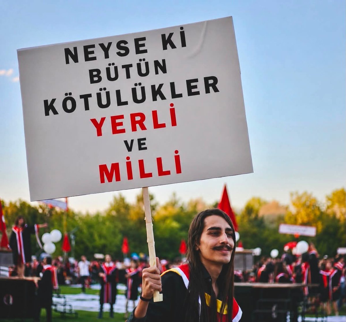 nuray_sakall's tweet photo. ODTÜ Mezuniyet.. @idgoktas https://t.co/EHobEkd4T8
