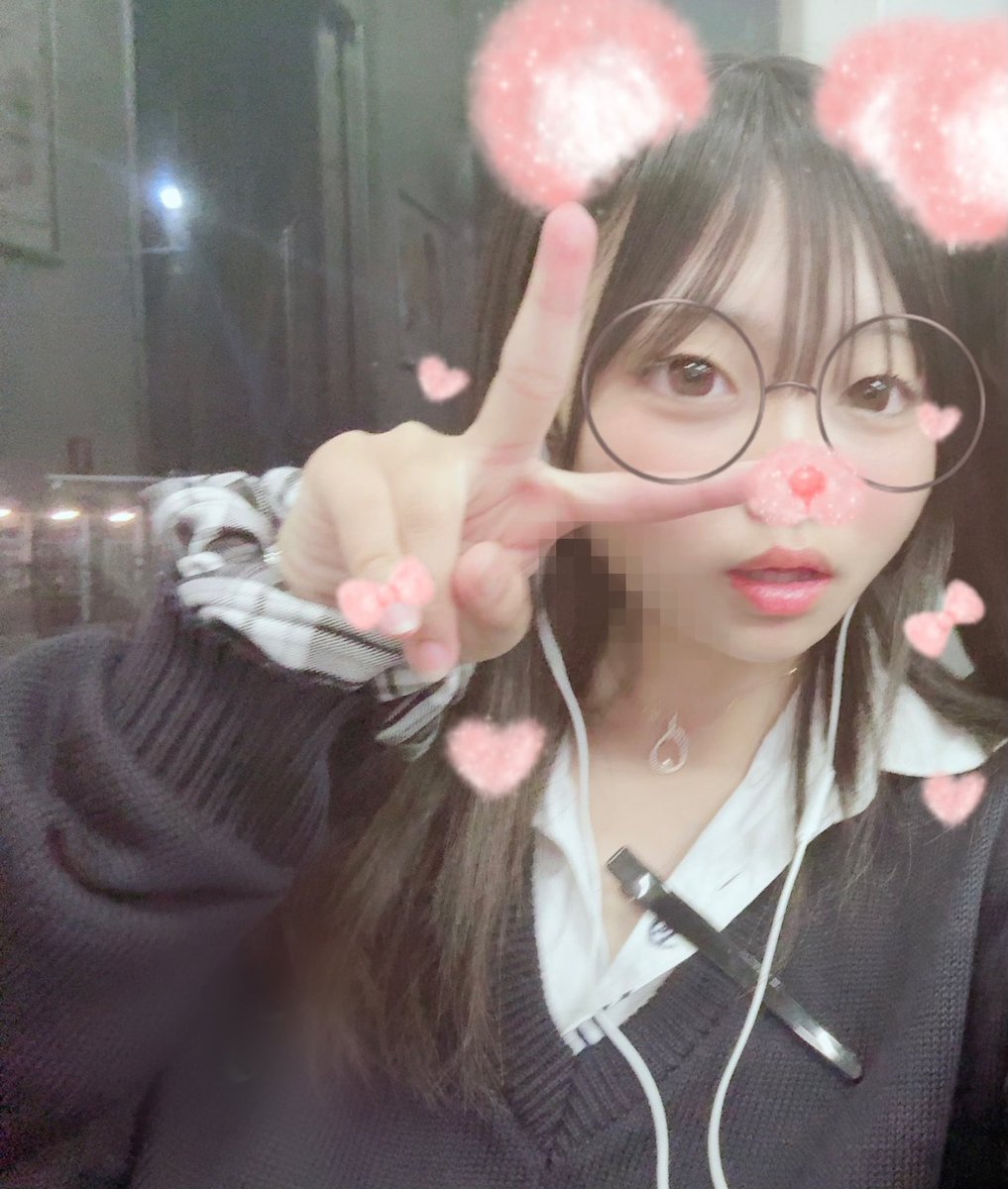 o8oc3a's tweet photo. かわいいほしいな
 #裏アカ女子  #コメント #自撮り https://t.co/MXVkUmi2zg