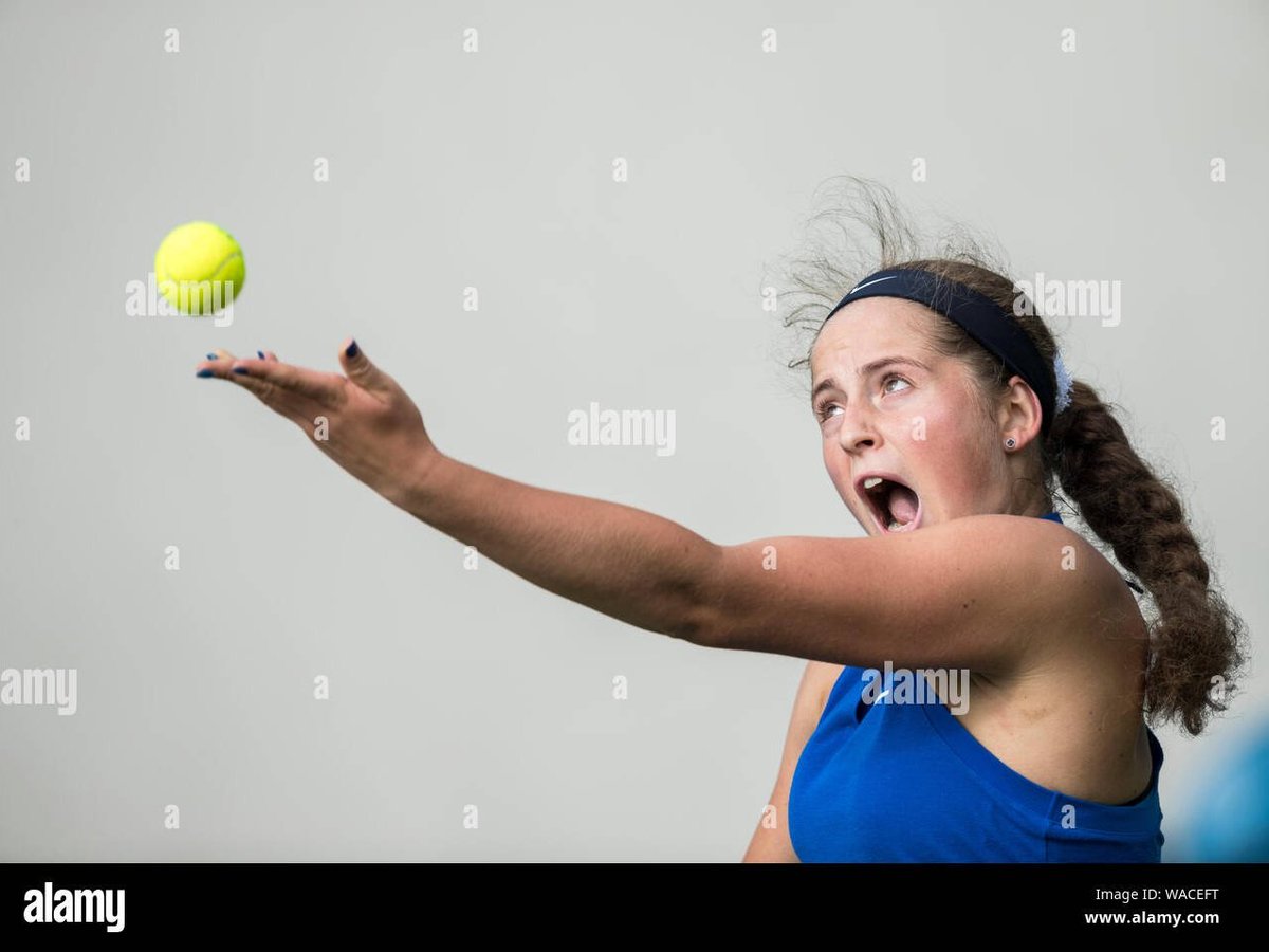 ostaplosion's tweet photo. Serving Queen Ostapenko https://t.co/6KIDsFARar