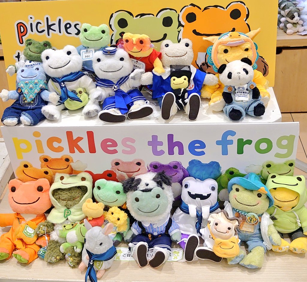 zenyu2's tweet photo. 🥖パンくん🥖 最高の仲間達🎵
ゴンタさん、NABさん
ありがとう🎵ケロ🐸
ありがとう🎵ケロ🐸
ありがとう🎵ケロ🐸
涙…涙…涙  楽しかったケロ🐸
#そごう横浜 #マルシェドピクルス 
#かえるのピクルス https://t.co/uI6bhtbCFs